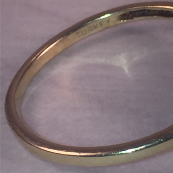 Solid 10K Square-Cut Sapphire Ring - Picture 7 of 7